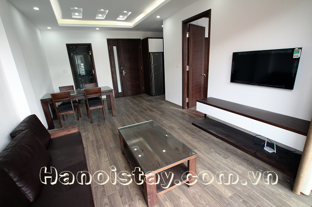 Cho thuê căn hộ dịch vụ 1 phòng ngủ hiện đại phố Yên Phụ, Tây Hồ 3