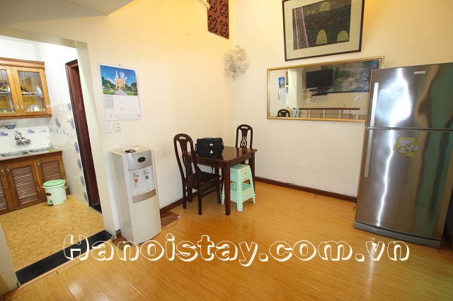 Cho thuê căn hộ 2 phòng ngủ giá rẻ phố Bà Triệu, Hai Bà Trưng 8