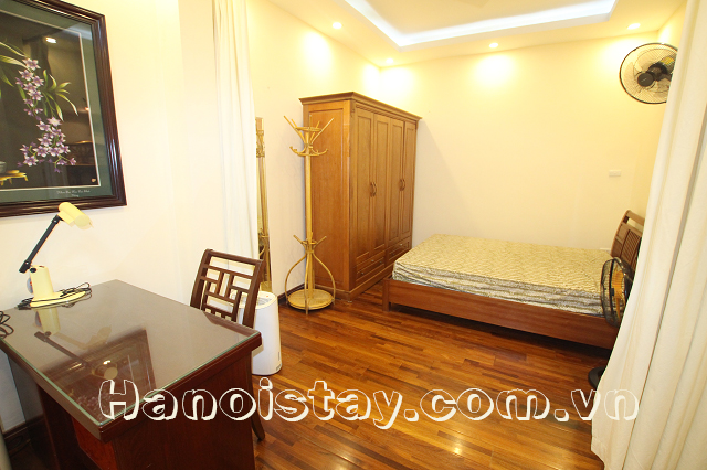 Cho thuê căn hộ dịch vụ giá rẻ, đầy đủ nội thất tại Kim Mã, Ba Đình 3