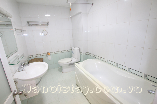 Cho thuê căn hộ dịch vụ giá rẻ, đầy đủ nội thất tại Kim Mã, Ba Đình 6