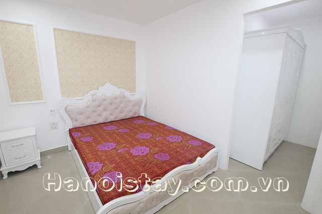 Cho thuê căn hộ dịch vụ mới, full nội thất tại Tôn Đức Thắng, Đống Đa 3