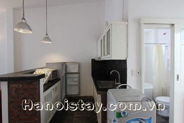 Căn hộ dịch vụ 1 phòng ngủ full nội thất cho thuê tại Tô Ngọc Vân, Tây Hồ 2