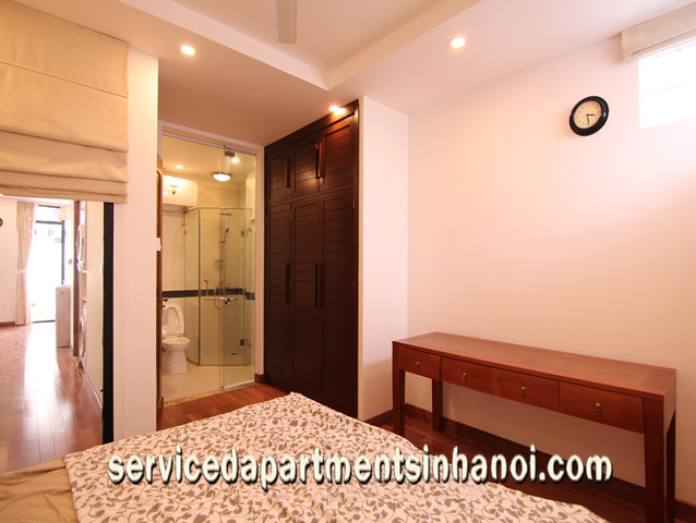 Cho thuê căn hộ dịch vụ 2 phòng ngủ tại Tây Hồ 1