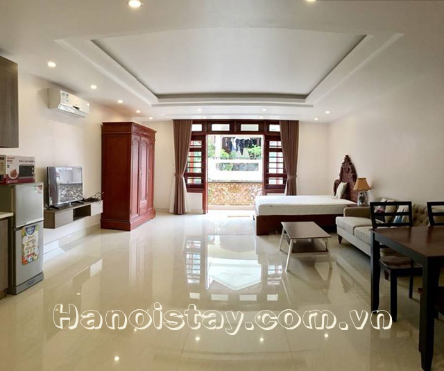 Cho thuê căn hộ dịch vụ giá rẻ tại phố Đặng Thai Mai, Tây Hồ