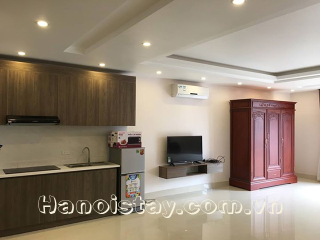 Cho thuê căn hộ dịch vụ giá rẻ tại phố Đặng Thai Mai, Tây Hồ 1