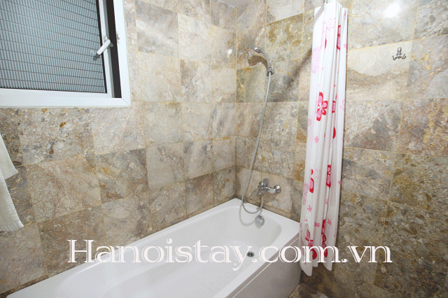 Cho thuê căn hộ dịch vụ gần Bệnh viện Việt Pháp, có ban công tuyệt đẹp 9
