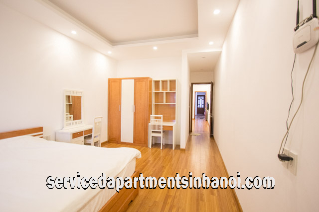 Cho thuê căn hộ dịch vụ 3 phòng ngủ gần Văn Miếu Quốc Tử Giám 1