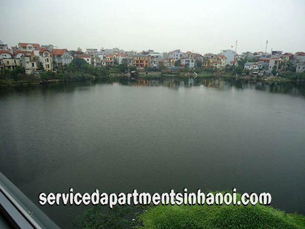 Cho thuê căn hộ 2 phòng ngủ view hồ Quảng Bá, Tây Hồ 1