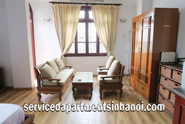 Cho thuê căn hộ sáng gần hồ Trúc Bạch, 350usd 3