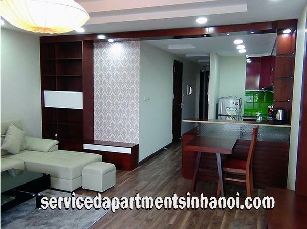 Cho thuê căn hộ 1 phòng ngủ hiện đại, thoáng sáng phố Kim Mã 2