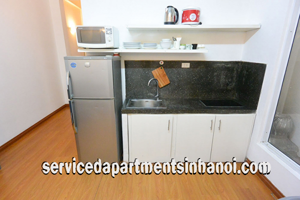 Cho thuê căn hộ 1 phòng ngủ khu vực Trúc Bạch, Ba Đình 3