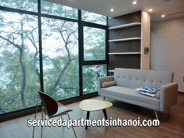 Cho thuê căn hộ view hồ Trúc Bạch 1 phòng ngủ hiện đại, mới 2