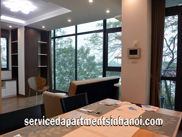 Cho thuê căn hộ view hồ Trúc Bạch 1 phòng ngủ hiện đại, mới 6