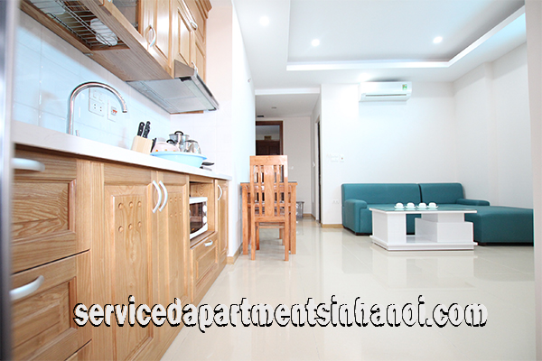 Cho thuê căn hộ 1 phòng ngủ phố Nguyễn Khánh Toàn gần công viên Thủ Lệ 3