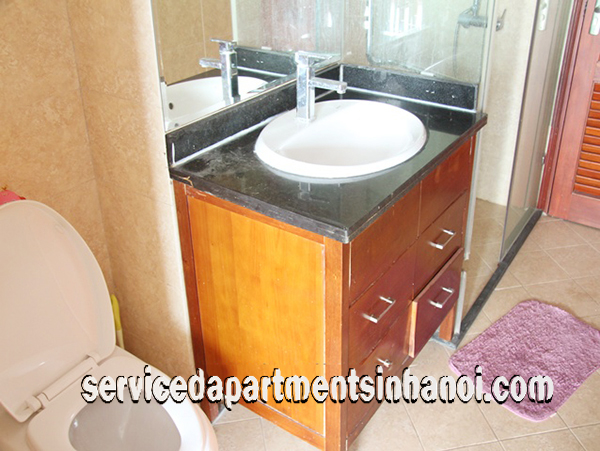 Cho thuê căn hộ hiện đại ở phố Khâm Thiên 10