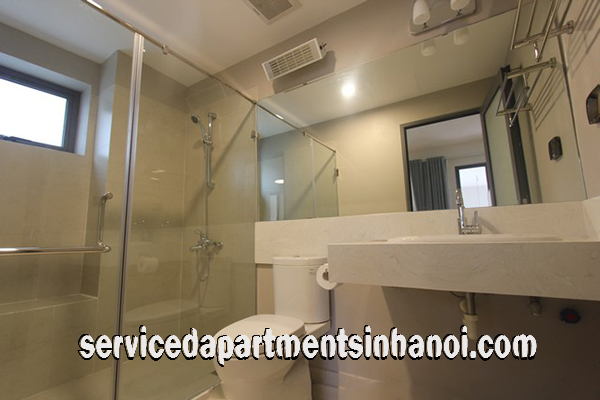Cho thuê căn hộ 1 phòng ngủ hiện đại tại Quảng An, Tây Hồ, 550USD 3