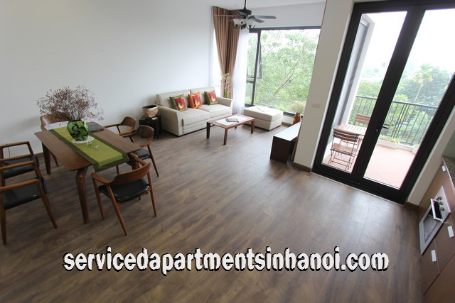 Cho thuê căn hộ 2 phòng ngủ hiện đại view hồ Tây tại xóm Chùa 2