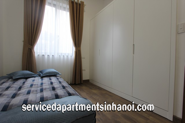 Cho thuê căn hộ 2 phòng ngủ hiện đại view hồ Tây tại xóm Chùa 9