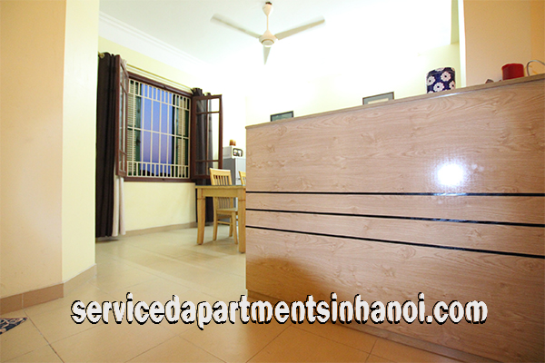 Cho thuê căn hộ dịch vụ giá rẻ tại Đội Cấn, Ba Đình 4