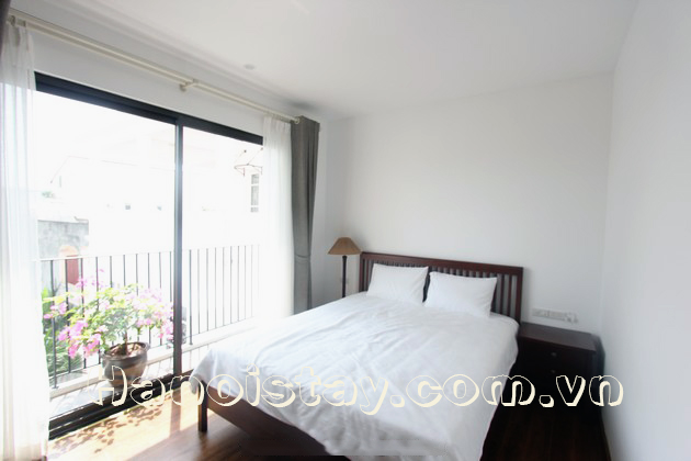 Cho thuê căn hộ 2 phòng ngủ phố Đặng Thai Mai, Tây Hồ 10