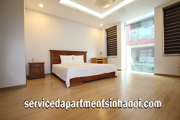 Cho thuê căn hộ dịch vụ rộng rãi tại Kim Mã, Ba Đình 4
