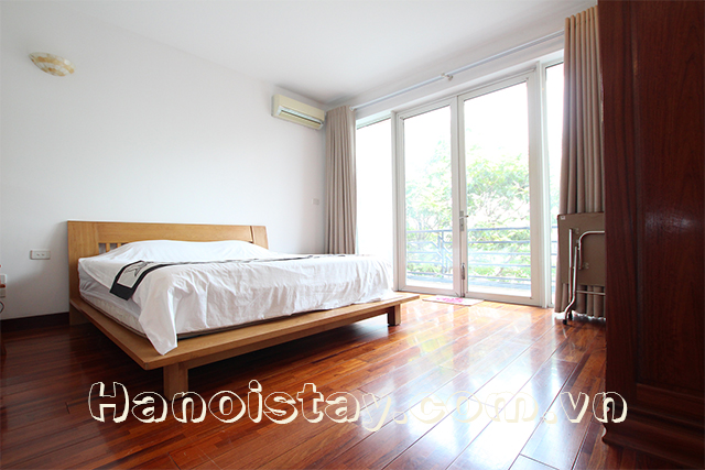 Cho thuê căn hộ 2 phòng ngủ view hồ Trúc Bạch, Ba Đình 8
