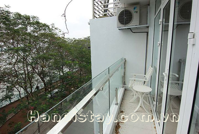 Cho thuê căn hộ view Hồ Tây 1 phòng ngủ phố Nhật Chiêu, Tây Hồ 6