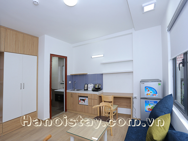 Cho thuê căn hộ dịch vụ 1 phòng ngủ tại Giảng Võ, Ba Đình 5