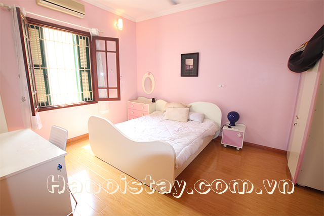 Cho thuê nhà riêng đẹp 4 phòng ngủ phố Đội Cấn, Ba Đình 9