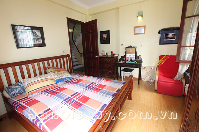Cho thuê nhà riêng đẹp 4 phòng ngủ phố Đội Cấn, Ba Đình 4