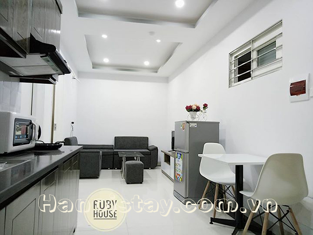 Cho thuê căn hộ 2 phòng ngủ giá rẻ gần Cát Linh, Ba Đình