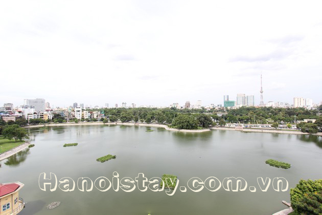 Cho thuê căn hộ cao cấp 2 ngủ view hồ Đống Đa 1