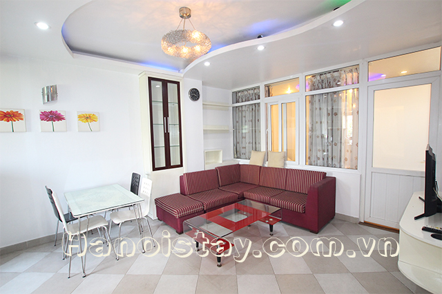 Cho thuê căn hộ 2 phòng ngủ giá rẻ quận Hai Bà Trưng 2