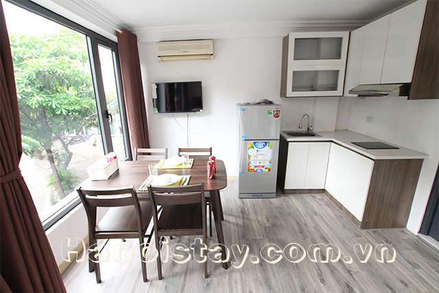 Cho thuê studio phố Từ Hoa, Tây Hồ giá 350usd 2