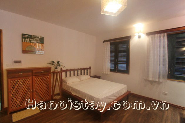 Cho thuê căn hộ 1 phòng ngủ giá rẻ phố Tây Hồ 4