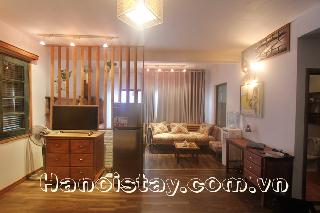 Cho thuê căn hộ 1 phòng ngủ giá rẻ phố Tây Hồ 6
