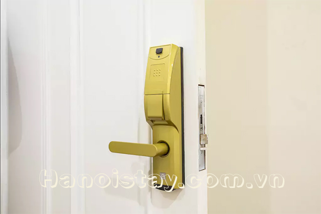 Cho thuê căn hộ dịch vụ mới 1 phòng ngủ khu vực Trúc Bạch, Ba Đình 9