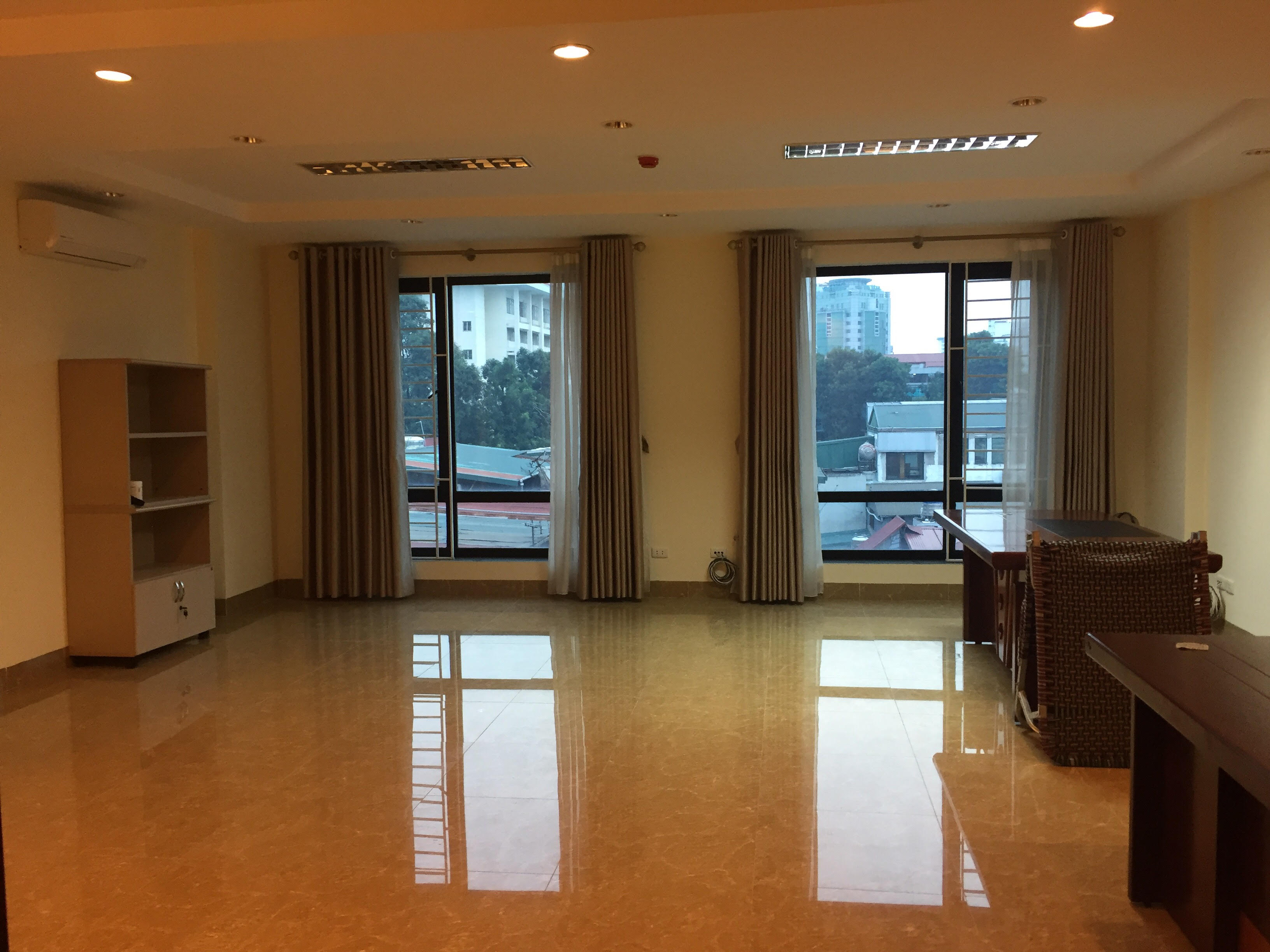 Tòa nhà văn phòng hoàn toàn mới cho thuê 55m2 tại Giảng Võ, Ba Đình