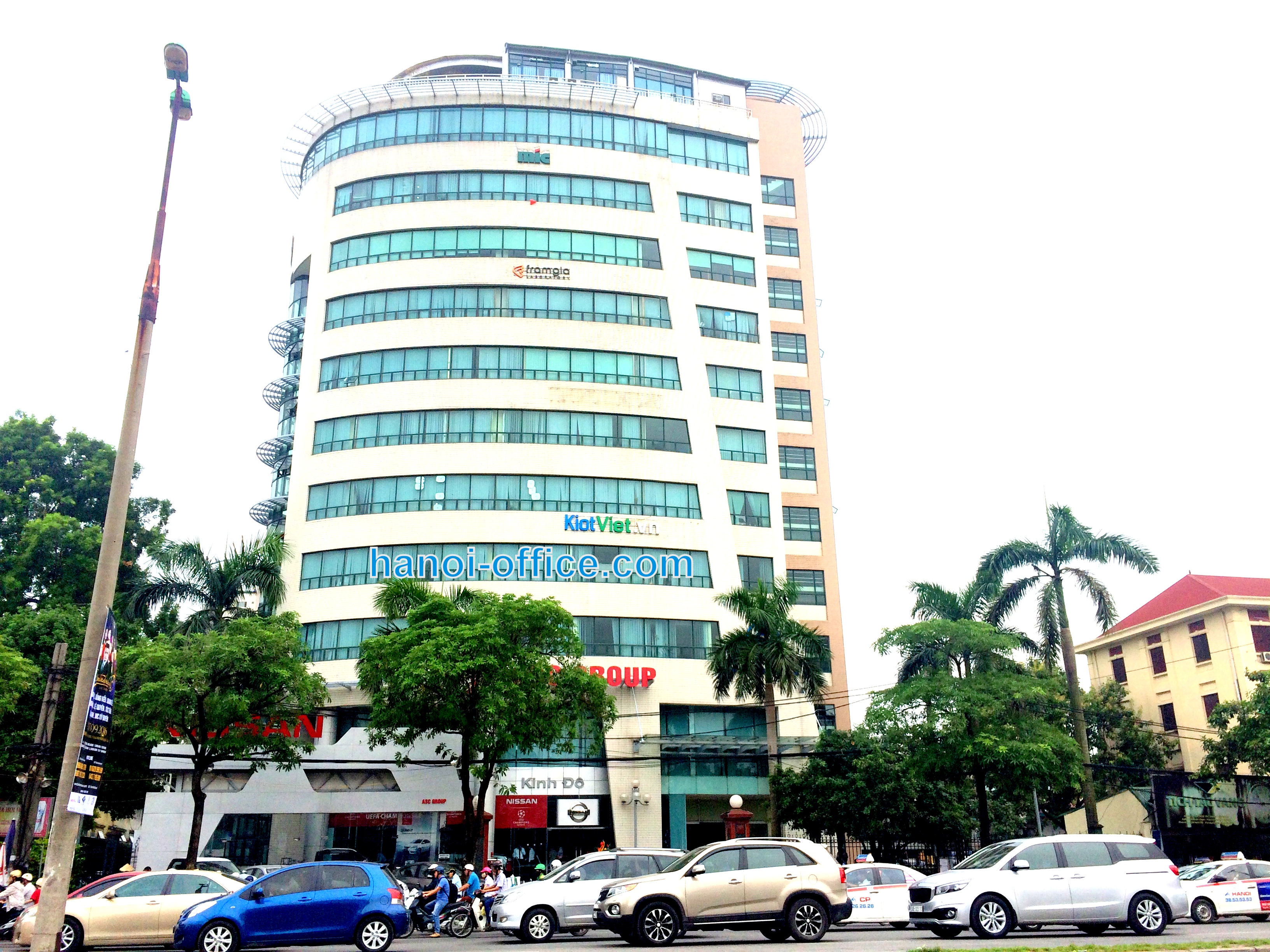 Cho thuê mặt bằng tại tòa nhà 12 tầng làm văn phòng ở phố Trần Khát Chân, quận Hai Bà Trưng