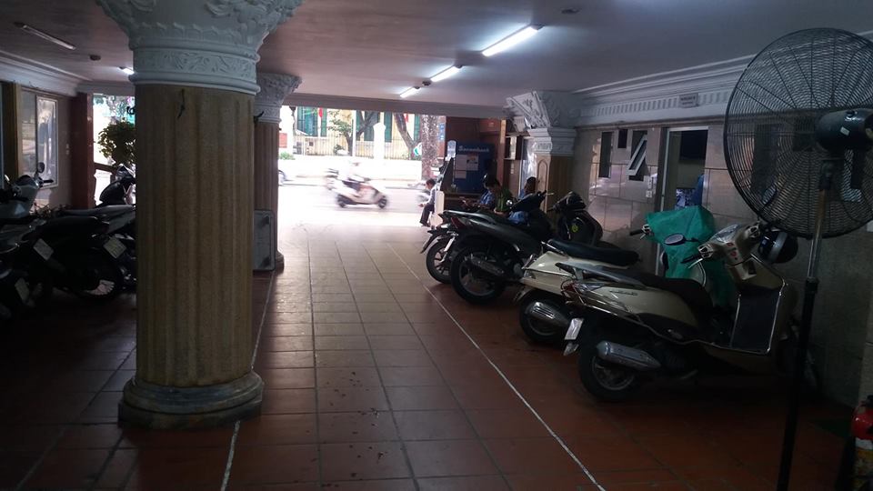 Cần cho thuê văn phòng với diện tích 175m2 tại tòa nhà mặt phố Hàng Bài, quận Hoàn Kiếm 2