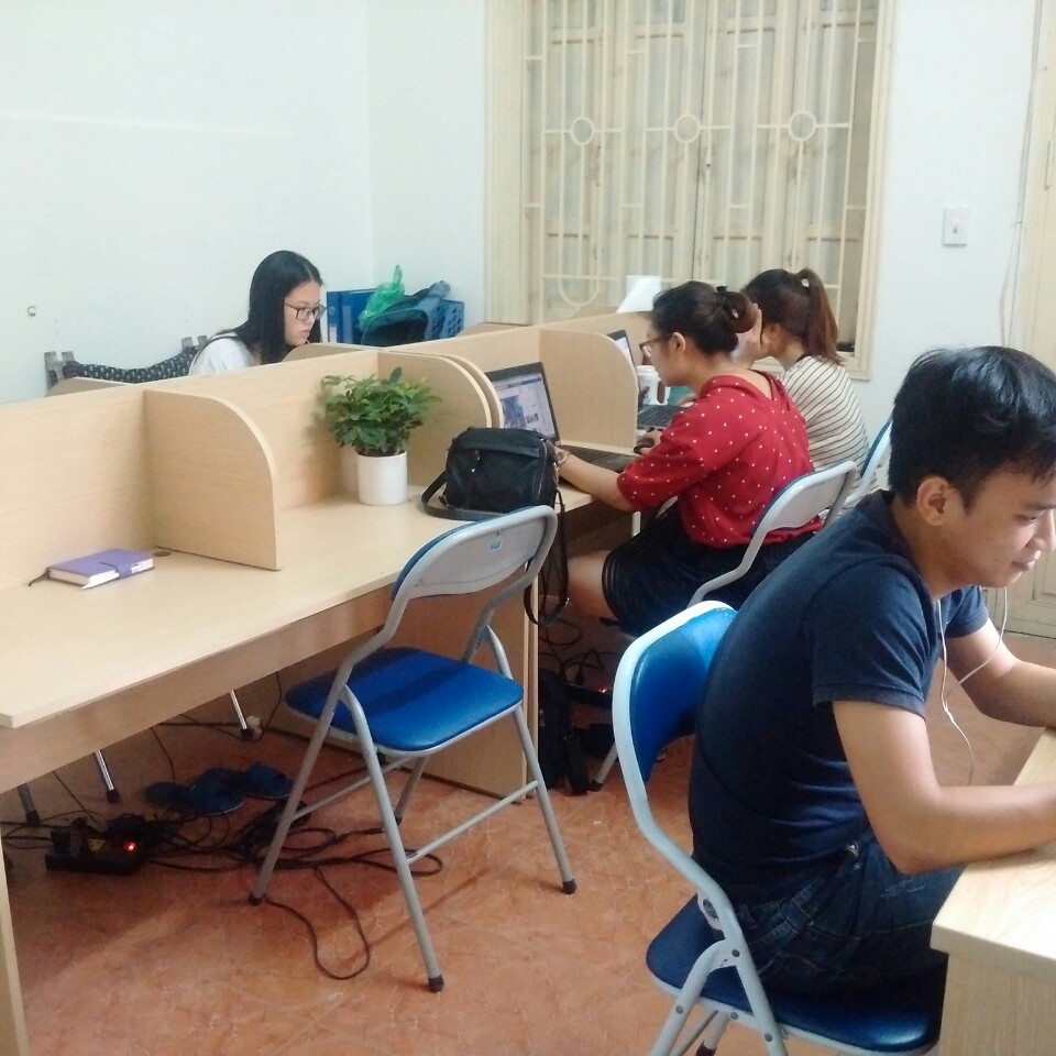 Chính chủ cho thuê văn phòng tại chùa láng, quận Đống Đa; diện tích 20-25m2 2