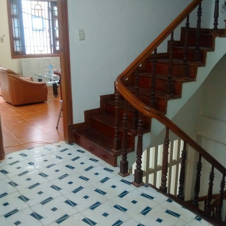 Chính chủ cho thuê văn phòng tại chùa láng, quận Đống Đa; diện tích 20-25m2 7