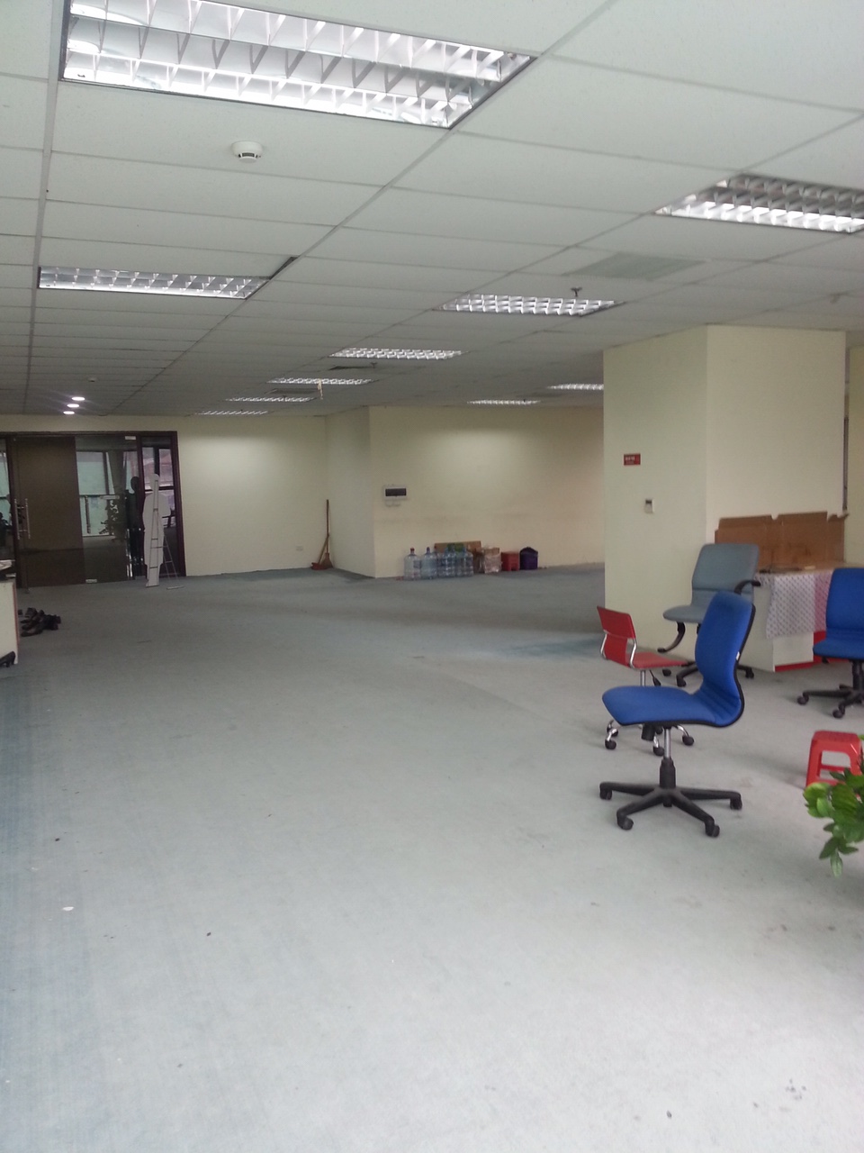 Cho thuê văn phòng giá rẻ tại Kinh Đô Tower 93 Lò Đúc, quận Hai Bà Trưng 2