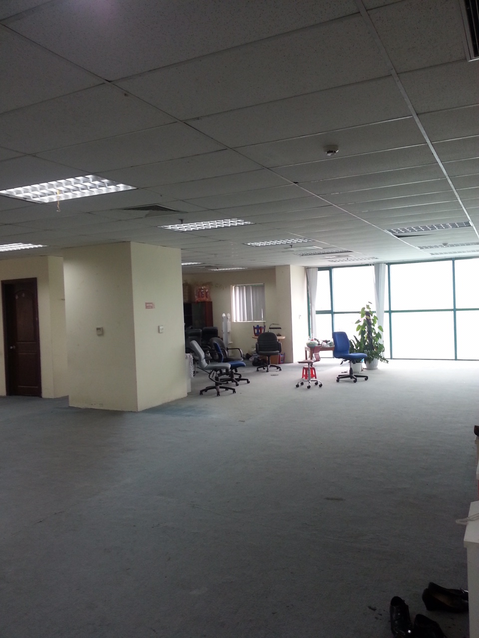 Cho thuê văn phòng giá rẻ tại Kinh Đô Tower 93 Lò Đúc, quận Hai Bà Trưng 3