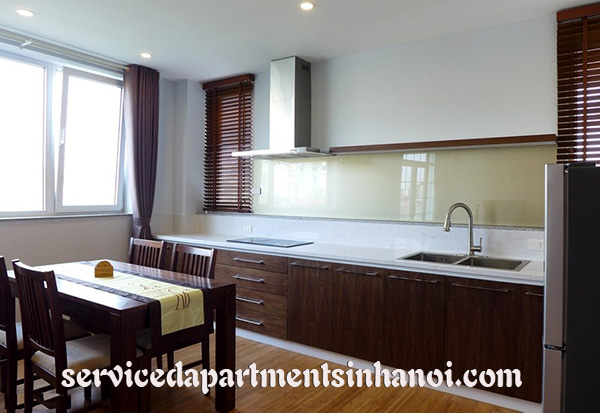 Cho thuê căn hộ 2 phòng ngủ hiện đại view hồ Tây 6