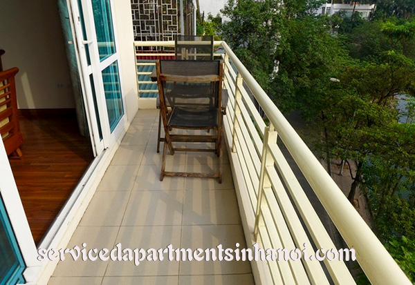 Cho thuê căn hộ dịch vụ 2 phòng ngủ view hồ Tây tại Hà Nội 2