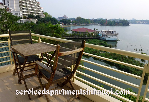 Cho thuê căn hộ dịch vụ 2 phòng ngủ view hồ Tây tại Hà Nội 3