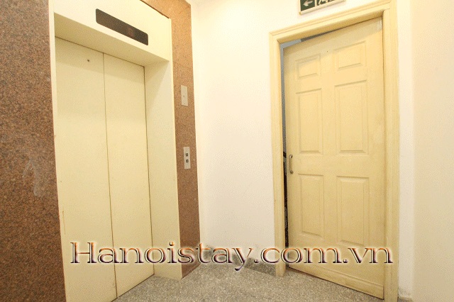 Chủ nhà cần cho thuê tầng 2 làm văn phòng với giá rẻ ngay phố Trần Quốc Toản, Hoàn Kiếm 4