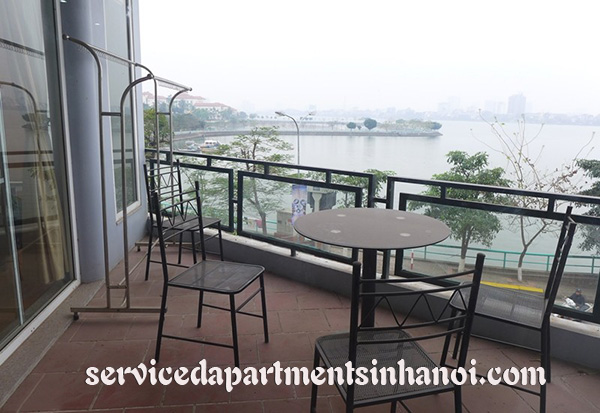 Cho thuê căn hộ 3 phòng ngủ view hồ Tây tại Tô Ngọc Vân, Tây Hồ 1