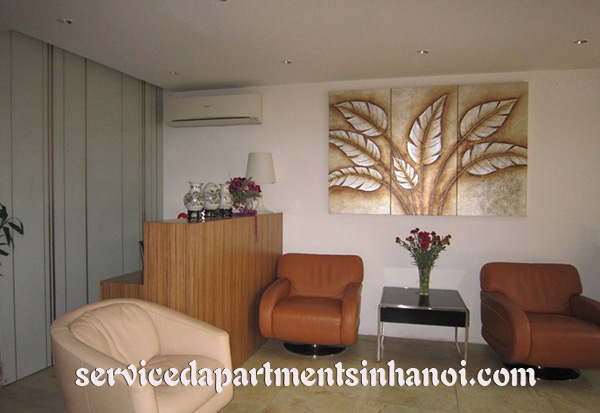 Cho thuê căn hộ 2 phòng ngủ hiện đại tại phố Tô Ngọc Vân, Tây Hồ 2